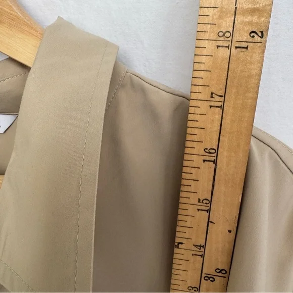 NEW Athleta Women's Midday Ultra Cropped Shirt Large Beige/Tan NWT - Picture 6 of 10